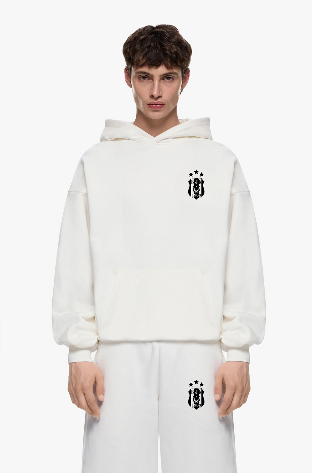 BESIKTAS VINTAGE (White) - TRACKIE